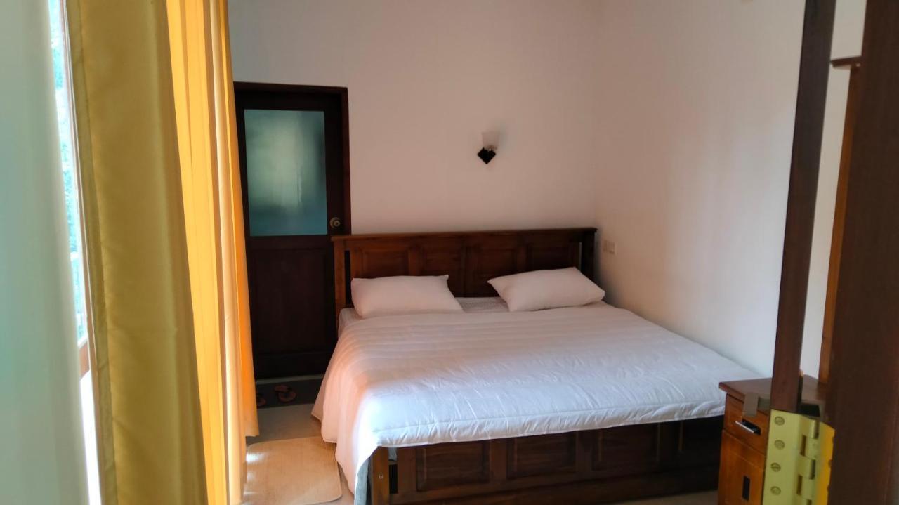 Healand Holiday Bungalow And Restaurant Deniyaya Buitenkant foto
