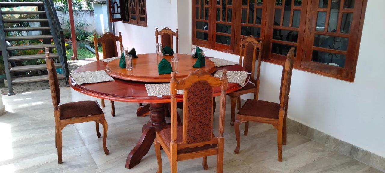 Healand Holiday Bungalow And Restaurant Deniyaya Buitenkant foto