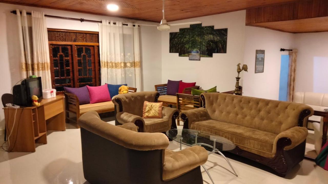 Healand Holiday Bungalow And Restaurant Deniyaya Buitenkant foto