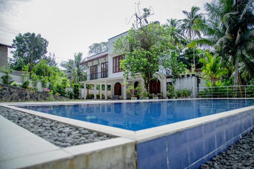 Healand Holiday Bungalow And Restaurant Deniyaya Buitenkant foto